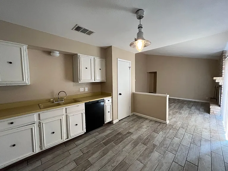 6522 Ridge Willow Dr — Photo 14