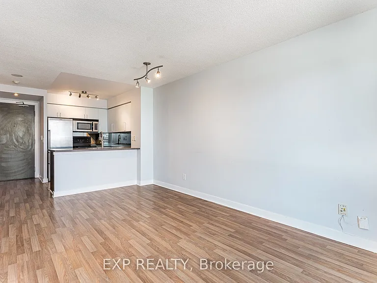 50 Lynn Williams St #1810 — Photo 6