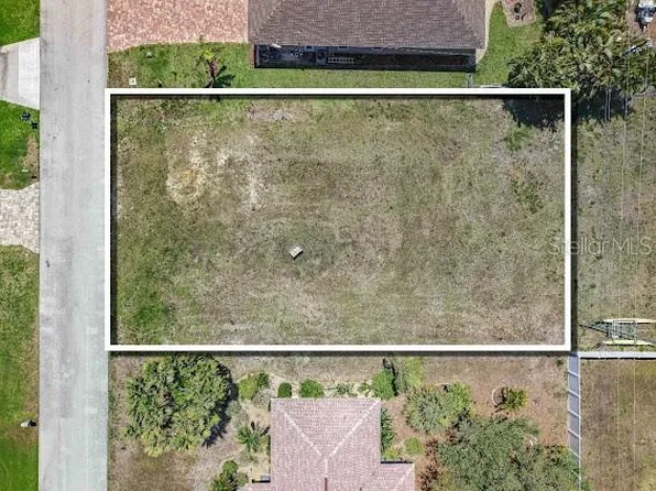 4406 SW 5th Pl Lot 43, Cape Coral, FL 33914