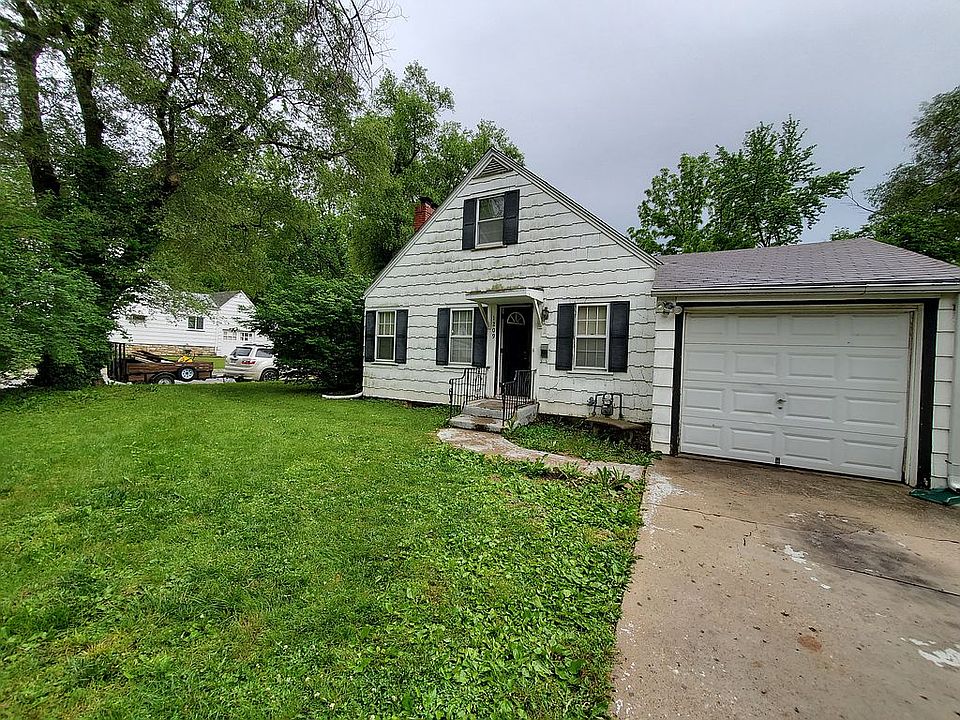 1st image of 1209 E 80th St