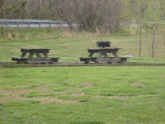 3rd image of 657 Wye Oak Dr