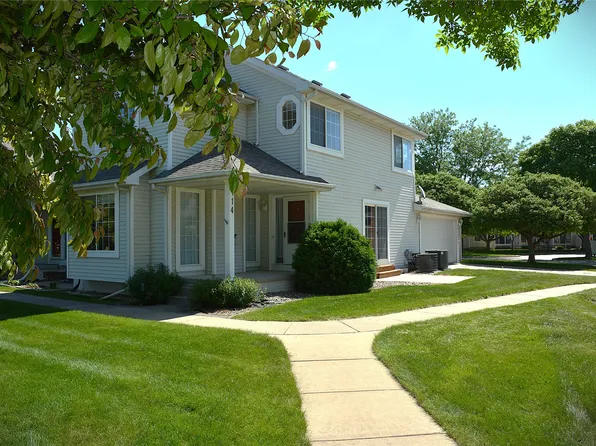 555 SE Laurel St Unit 14, Waukee, IA 50263