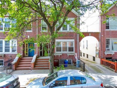 36 Parrott Pl, Brooklyn, NY, 11228