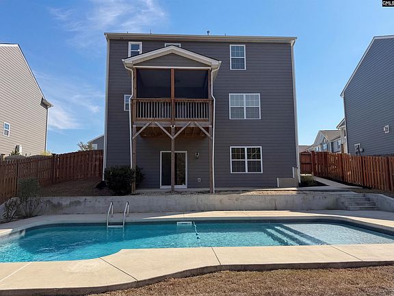 5th image of 1615 Birch Grain Rd