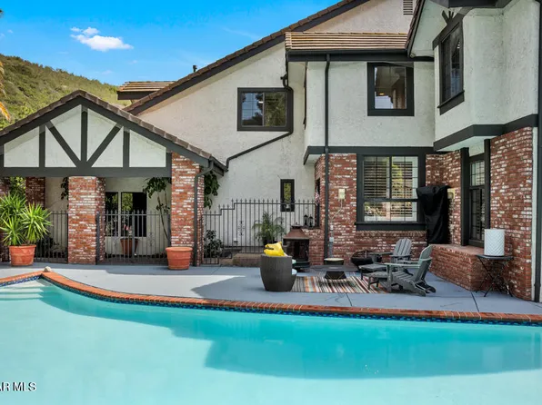 6057 Rainbow Hill Rd, Agoura Hills, CA 91301