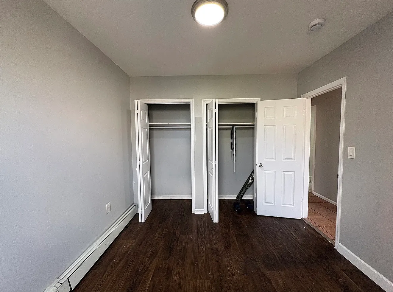 3 bed, $2,050 — Photo 2