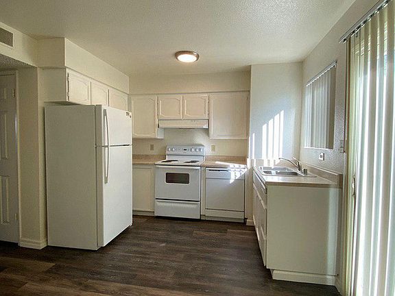 4th image of 1490 W Swift Ave APT 102