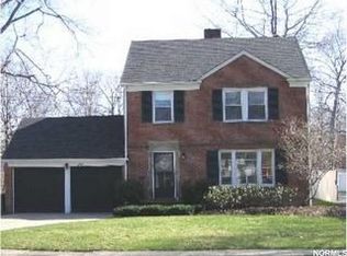 4218 Silsby Rd, University Heights, OH 44118