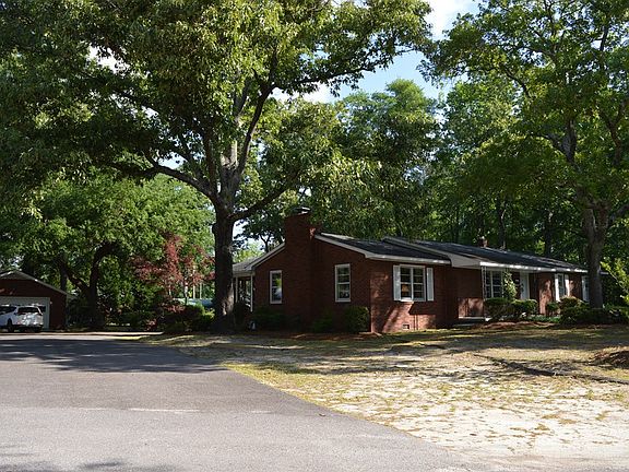 2nd image of 102 Columbia Ave NW