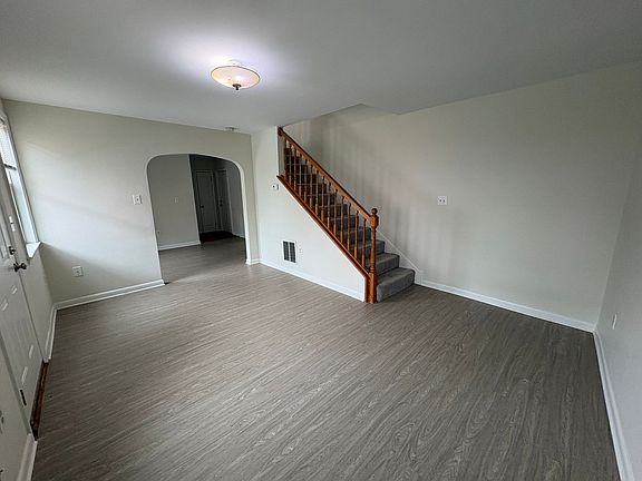 4th image of 4715 Harford Rd #3001