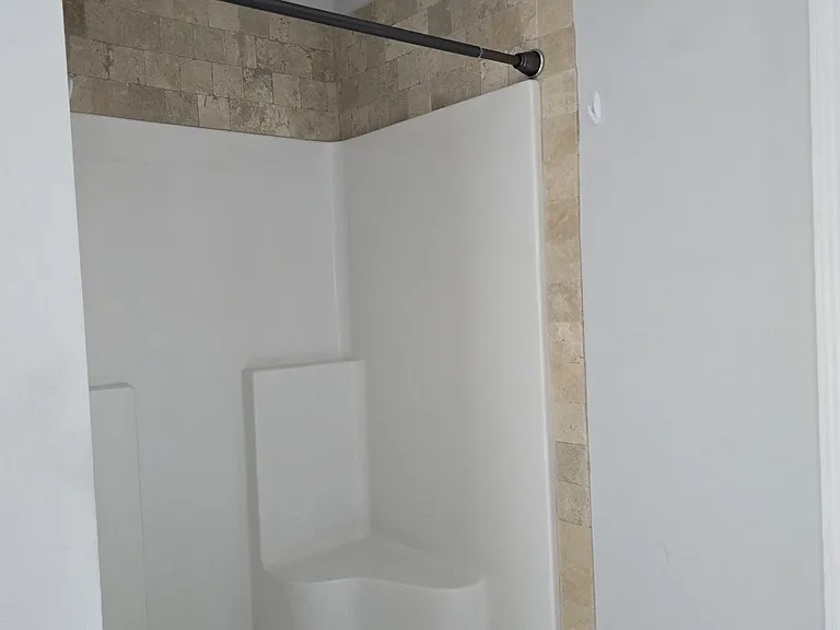 108 Wenlock Cir — Photo 19