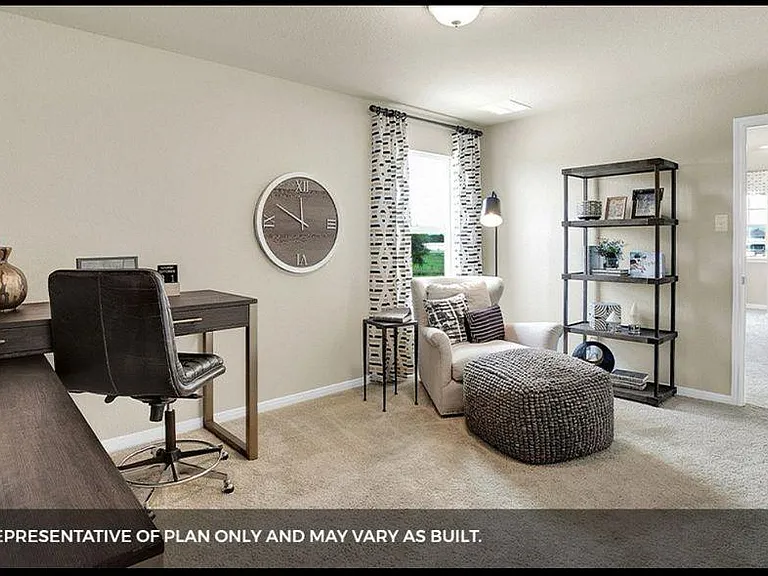 156 Docile Loop — Photo 33