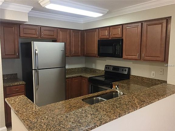 2nd image of 14036 Fairway Island Dr APT 1514