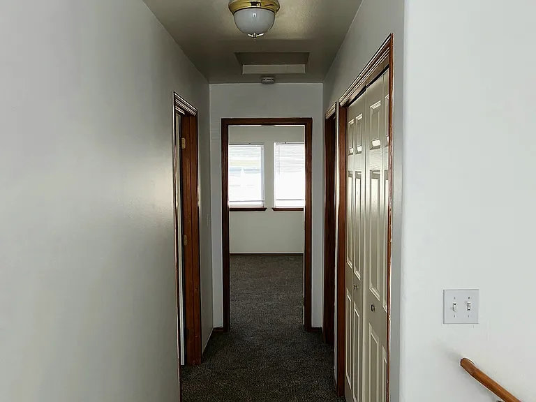 1326 S Skyline Dr #C — Photo 8