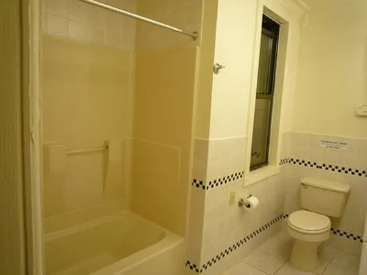 Rented by Raz Realty | media 26