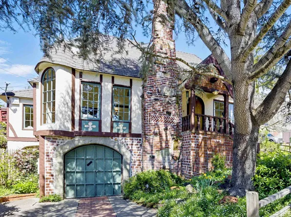 51 Forest Ln, Berkeley, CA 94708