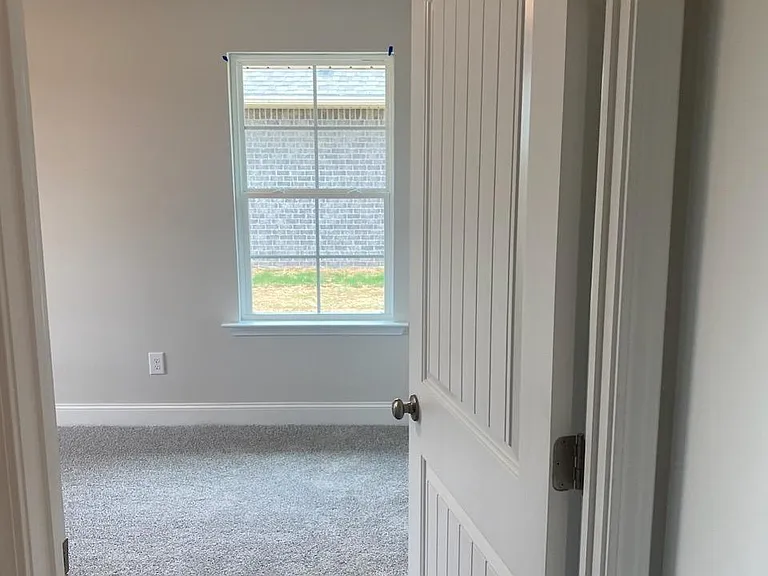 213 Alonzo Toney Dr — Photo 17