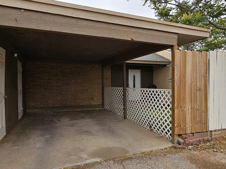 4229 Siesta Ln — Photo 8