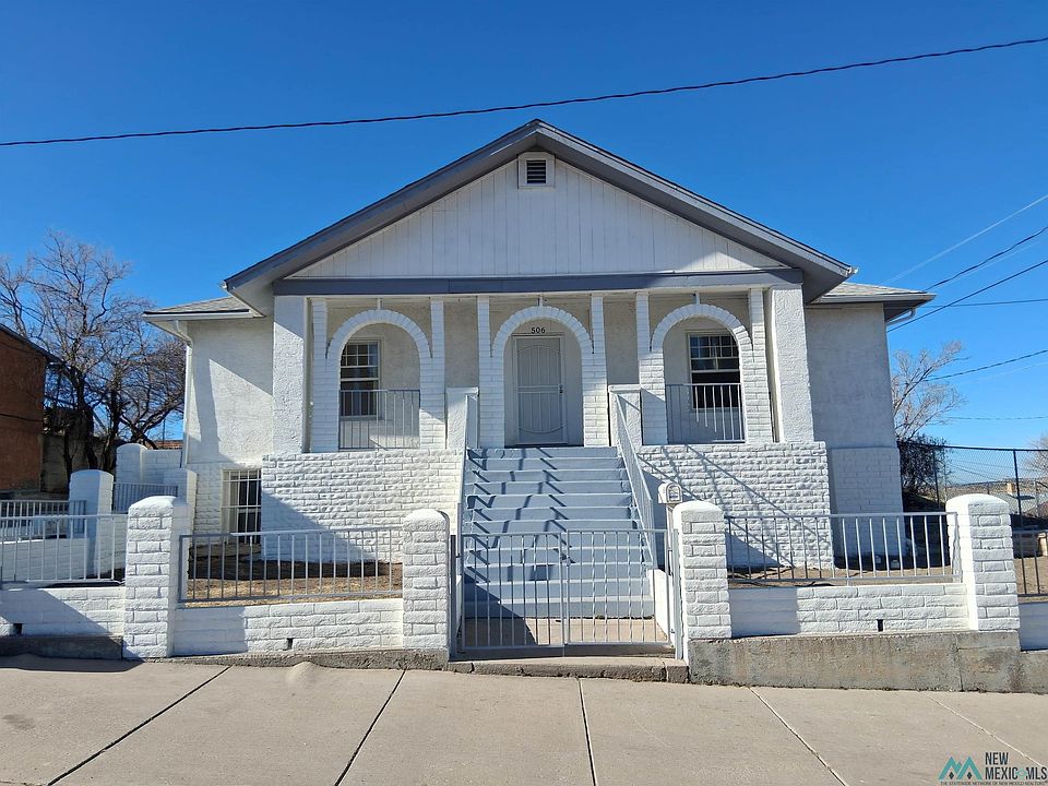 1st image of 506 S 4th St