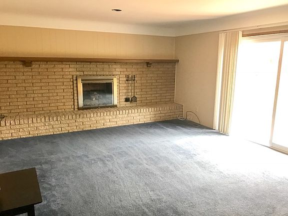 5th image of 2117 Cedar Crest Dr