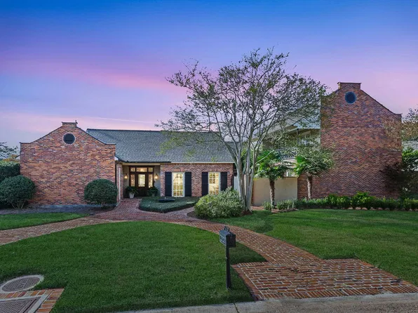 2036 Old Carriage Ln, Baton Rouge, LA 70806