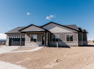 1445 Magpie Gulch Ave, Montrose, CO 81401