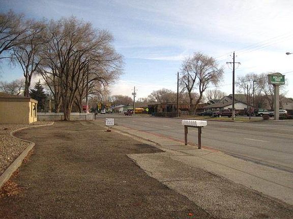 3rd image of 1650 American Legion Blvd #6