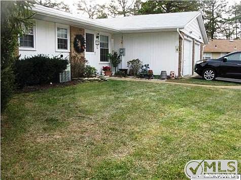 3rd image of 19B Gramercy Ln #B