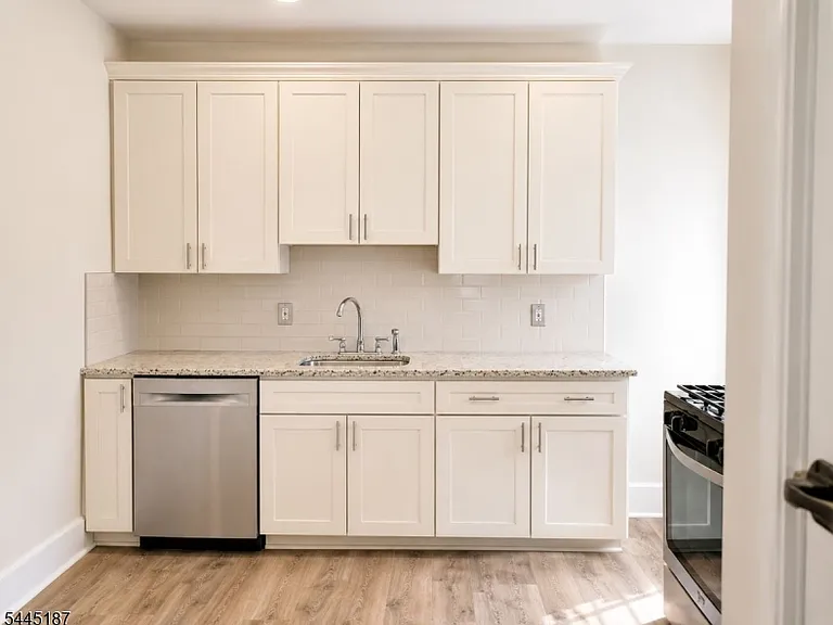 14 Forest St #107 — Photo 10