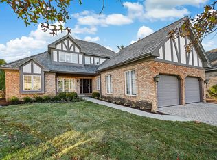 63 Berkshire Ct, Burr Ridge, IL 60527