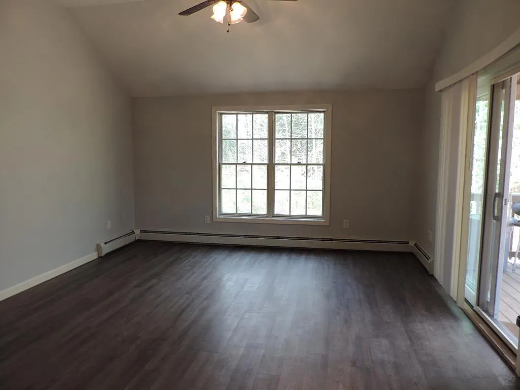 1 bed, 1.0 bath, $2,200 — Photo 3