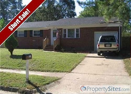1st image of 3516 Berkshire Dr