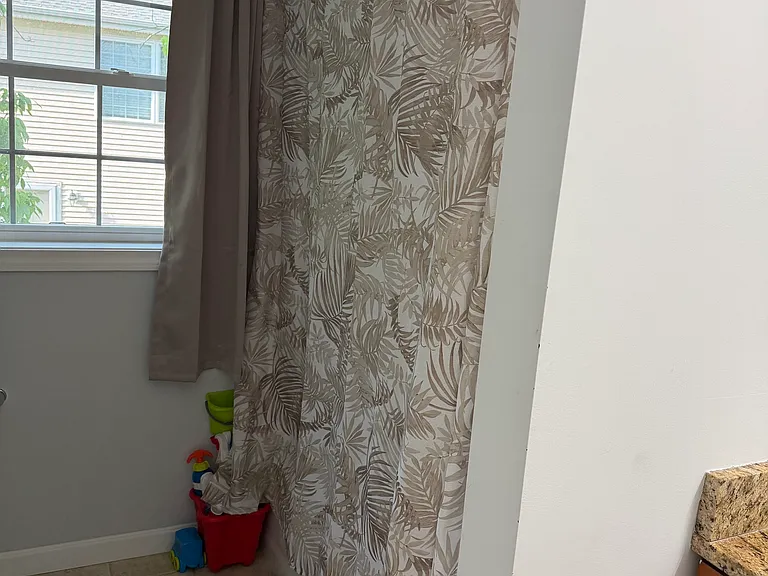 417 Tarrytown Rd #1 — Photo 10
