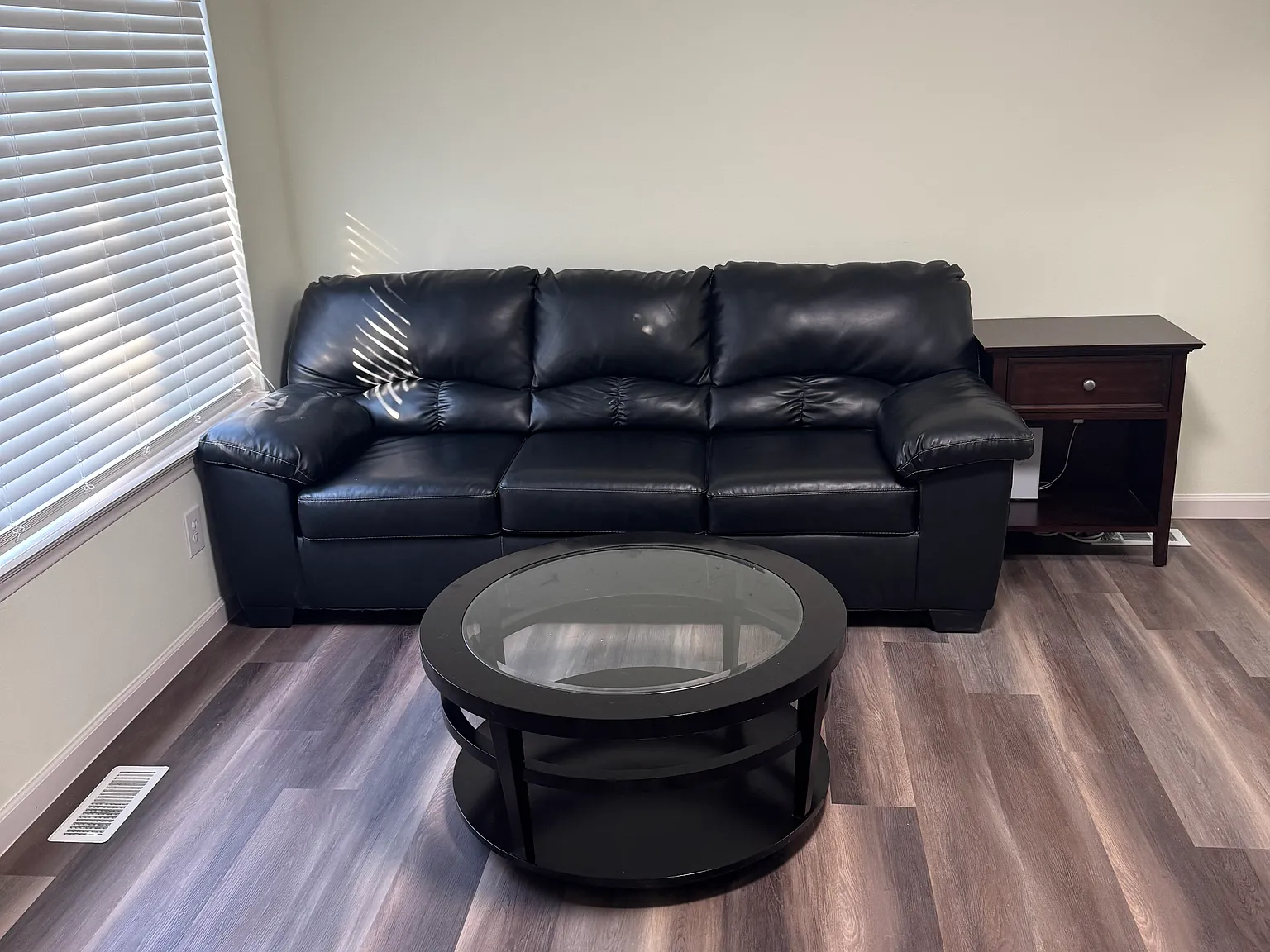 2 bed, 1230 sqft, $2,500 — Photo 4