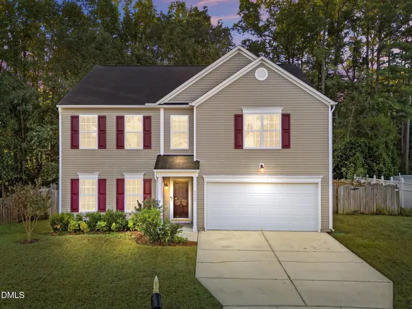 3069 Buttonwood Ln, Clayton, NC 27520
