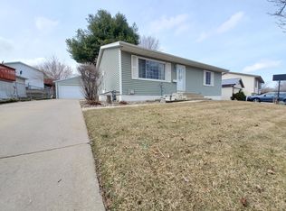 4909 19th Ave NW, Rochester, MN 55901