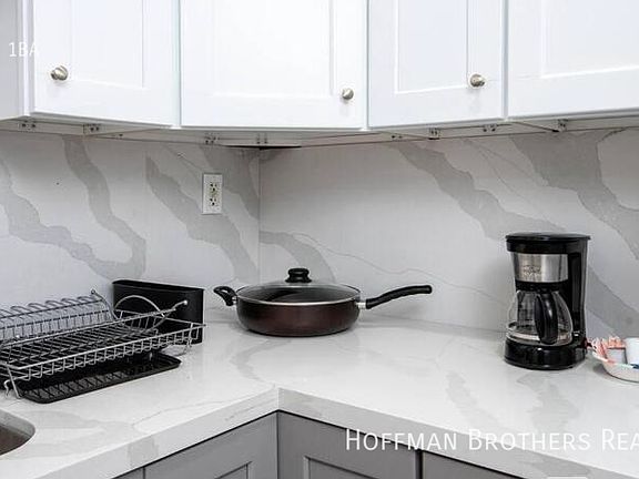 2nd image of 1163 W 38th St #2A