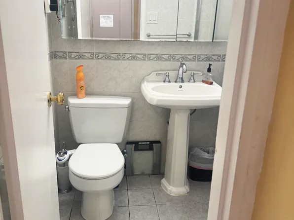 1401 Ocean Avenue 16B image 3 of 9