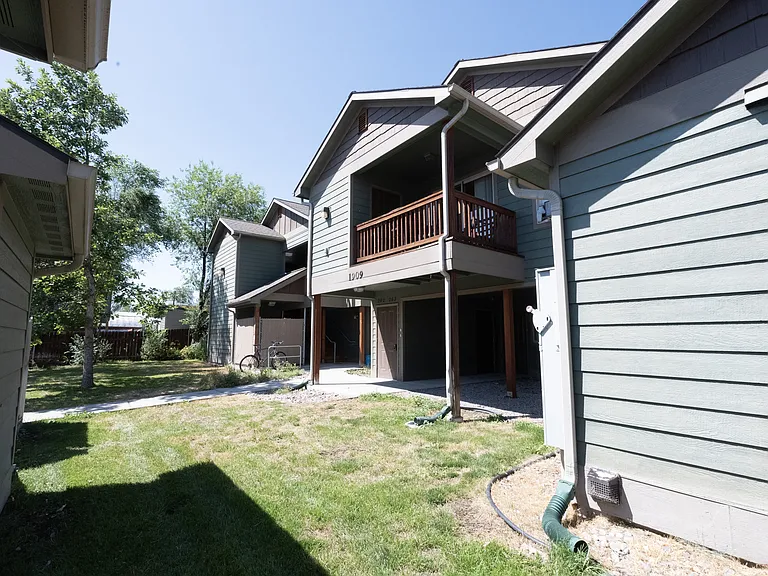1909 Kensington Ave #103 — Photo 6