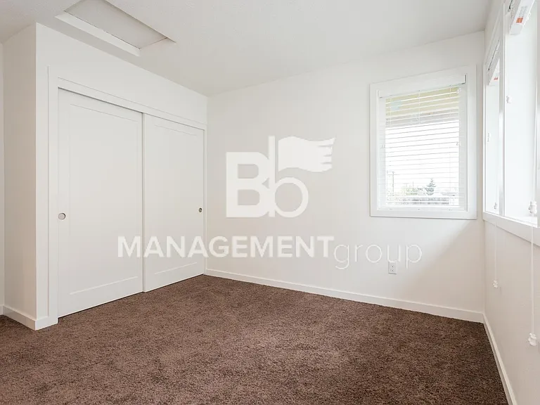 4038 NE Garfield Ave — Photo 13
