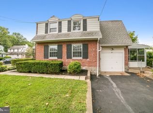 50 N Linden Ave, Upper Darby, PA 19082
