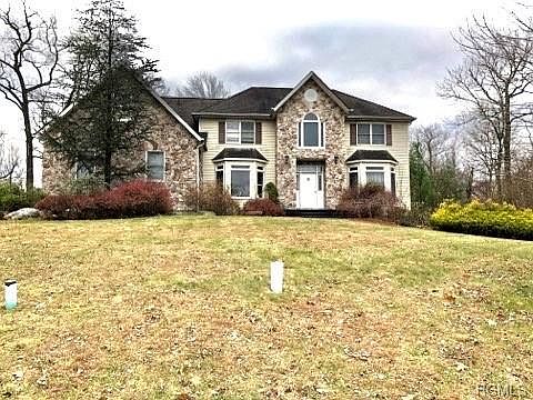1st image of 14 Lea Ct