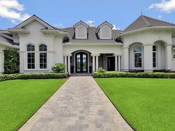 2nd image of 5889 Sunnyslope Dr