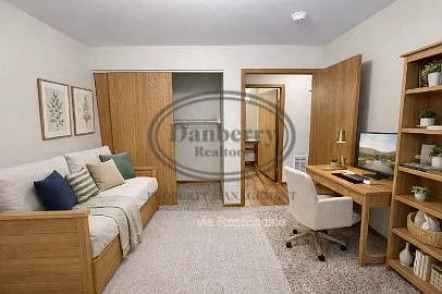 1728 W Market St #F — Photo 9
