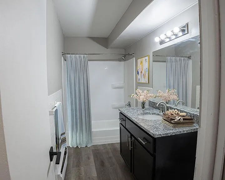 The Avery Apartments — Photo 25