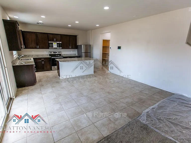 43620 W Mescal Dr — Photo 29