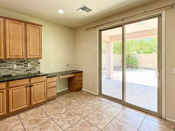 5th image of 1095 E Rojo Way