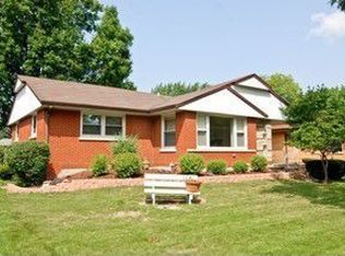 1306 Balmoral Ave, Westchester, IL 60154