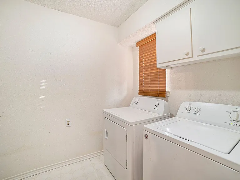 1608 San Antone Ln — Photo 21