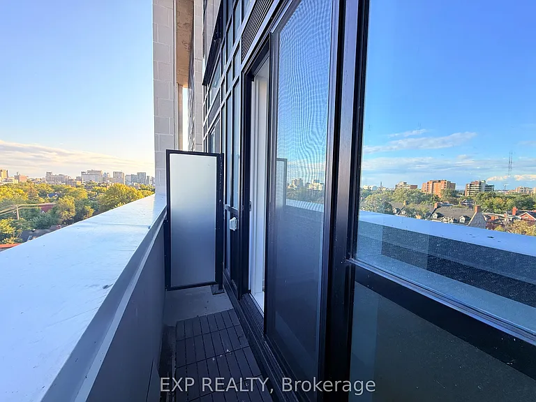 560 Rideau St #701 — Photo 18